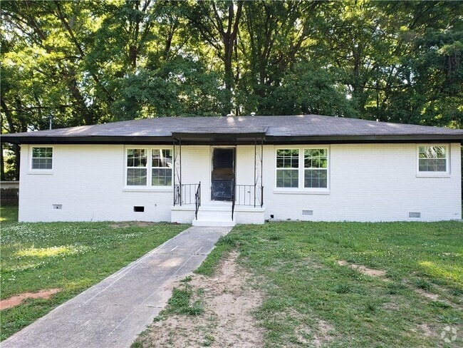 Building Photo - 2975 Jones St Rental
