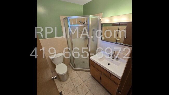 Photo - 143 Burlington Pl