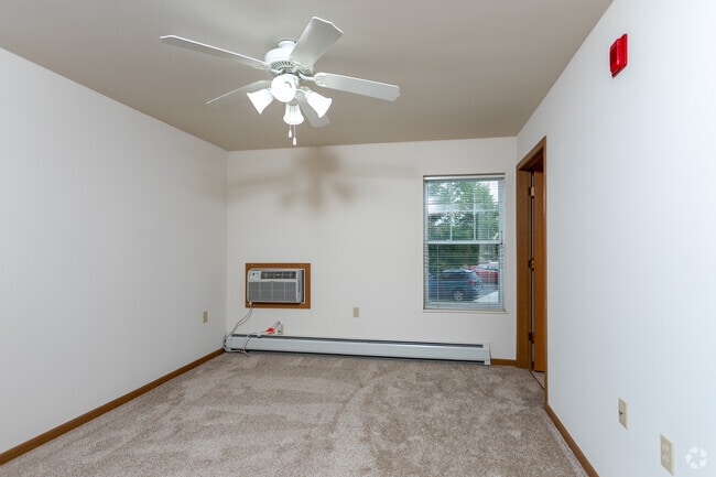 2BR, 1BA