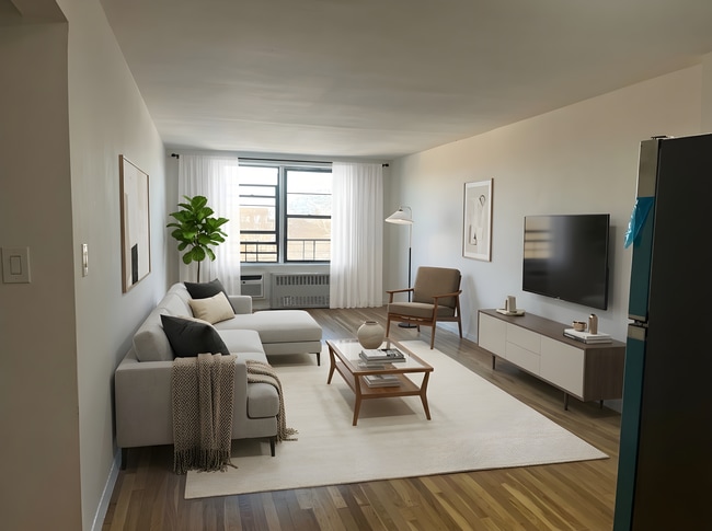 Building Photo - 925 E 14th St Unit 7B