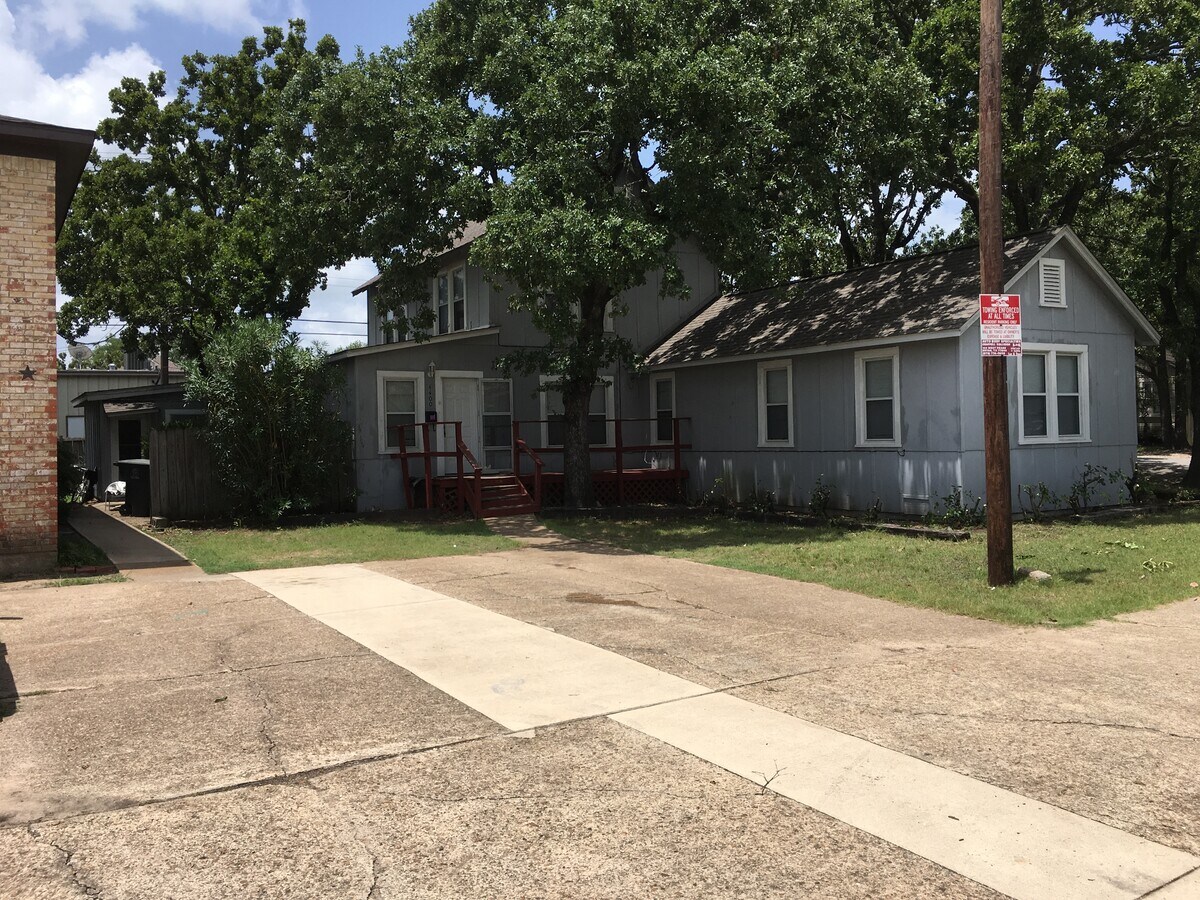 Aspen house - 4400 Aspen St