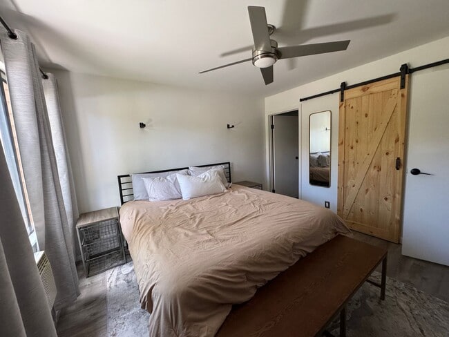 Photo - Haleakala Gardens Furnished ground floor 3...