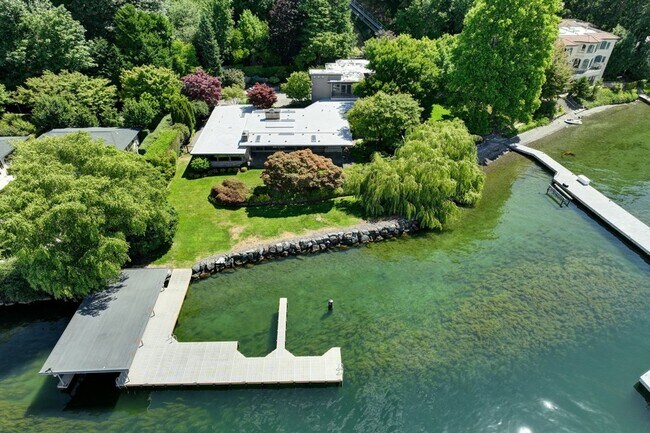 Photo - 4Bd/4.5Ba Medina Home