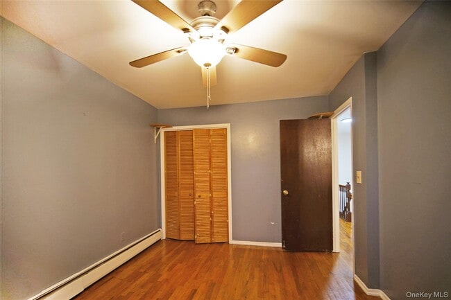 Photo - 1280 Adee Ave