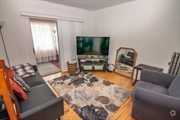 Building Photo - 115 Windsor Rd Unit 2 Rental