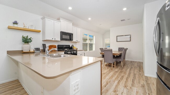 Photo - 18519 Summit Ranch Dr