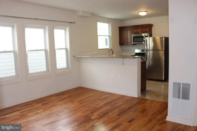 Photo - 56 N Broadway Unidad 58 C