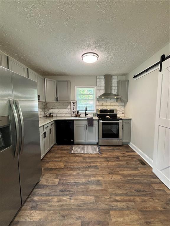 Photo - 61 W Rocky St