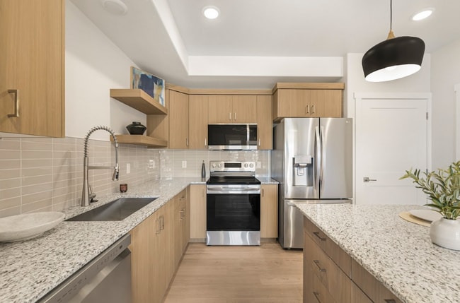 Photo - Lincoln Crossing Apartments Unit 1305 Unit 1305