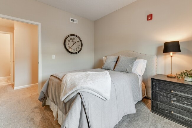 Photo - Austin Place Apartments