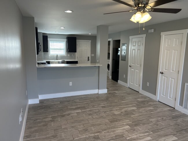 Photo - 2611 Lakevilla Dr Unit 2611