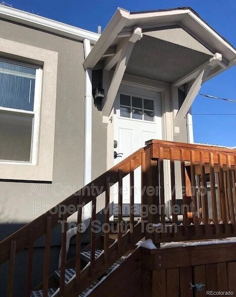 Building Photo - 3700 S Lincoln St Unit 4 Rental
