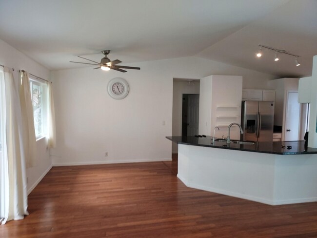 Photo - 87-3194-3194 Rd G