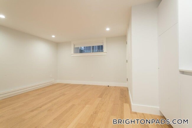 Photo - 35 South St Unidad B3