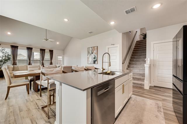 Photo - 1201 Cinco Treaty Trl