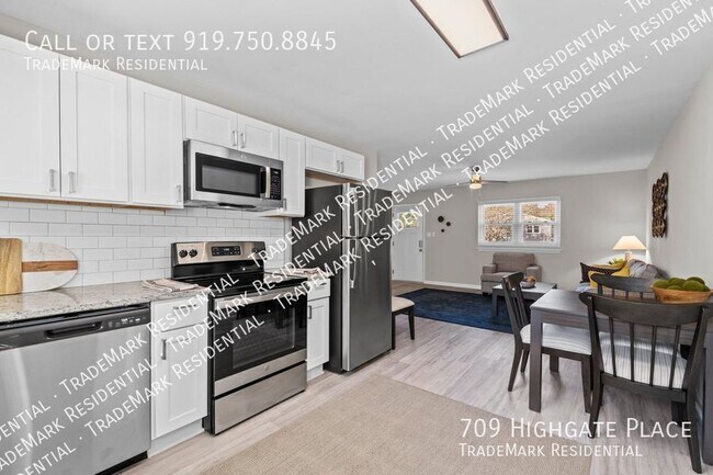 Photo - 709 Highgate Pl