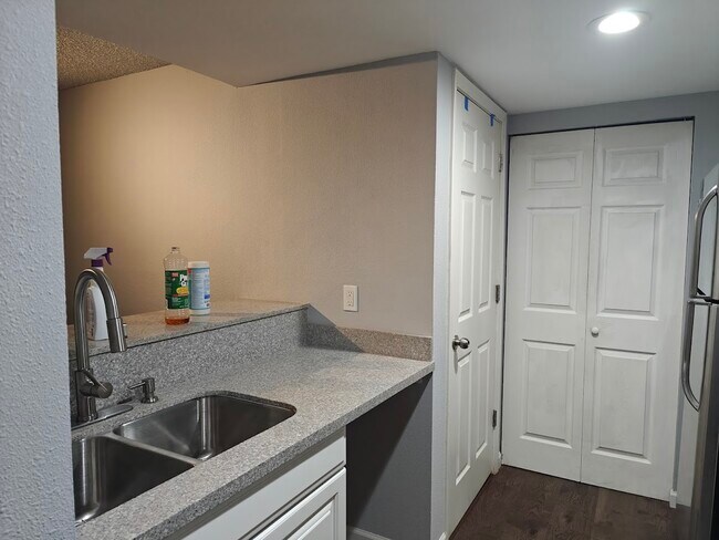 Photo - 611 SW 5th Ct Unit A101