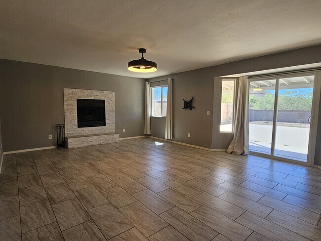 Photo - 5861 N Moonbrook Rd