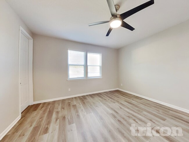 Photo - 3399 Traceland Oak Ln