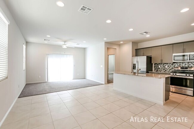 Photo - 1625 Guyot Ct