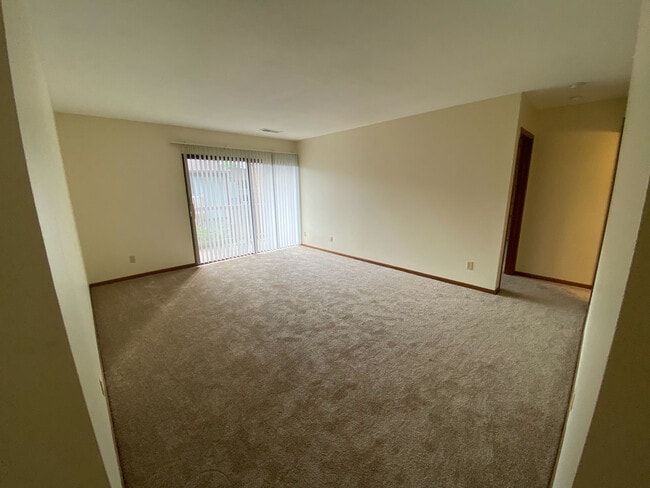 London Square Apartments