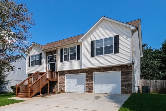 430 Summer Hill Cir