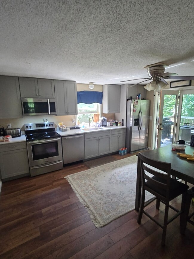 Photo - 67A Speare Rd