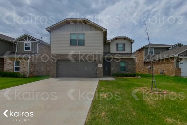 Building Photo - 1020 NW 4th St