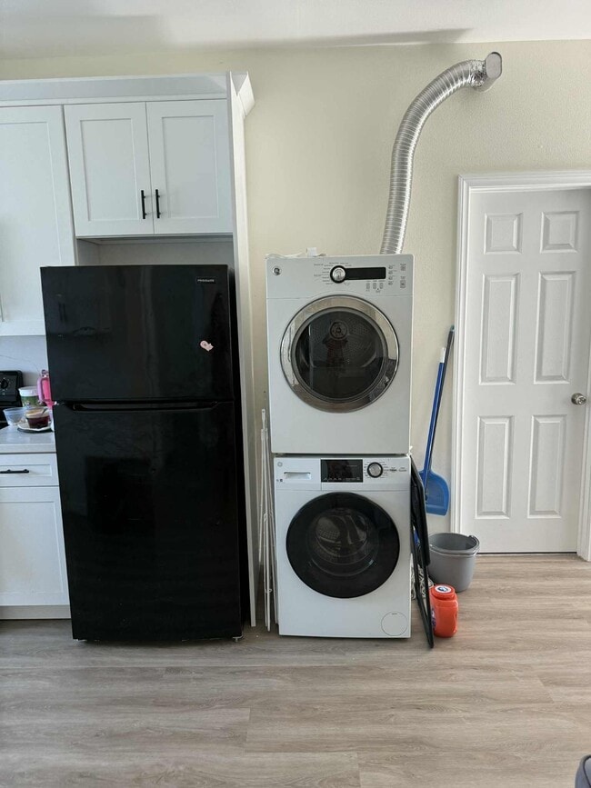 Photo - 11467 Westonhill Dr Unit 11467