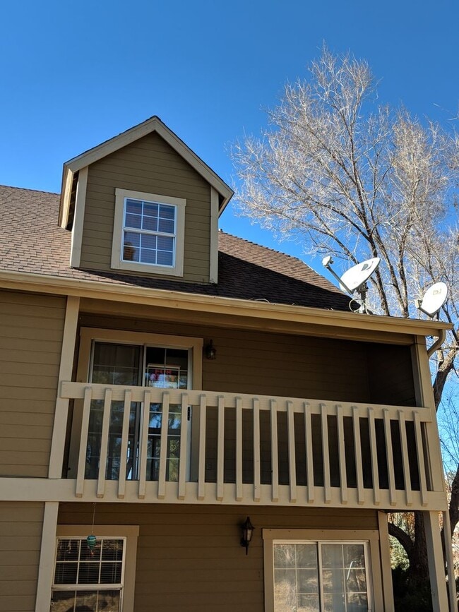 Photo - 3-Bedroom, 2-Bath Oasis: Close to Hospital, Washer/Dryer Included, Parking for 2!