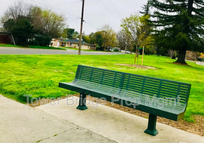 Photo - 5250 21st Ave