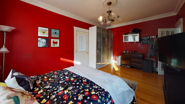 Photo - 135 Chiswick Rd Unit 11