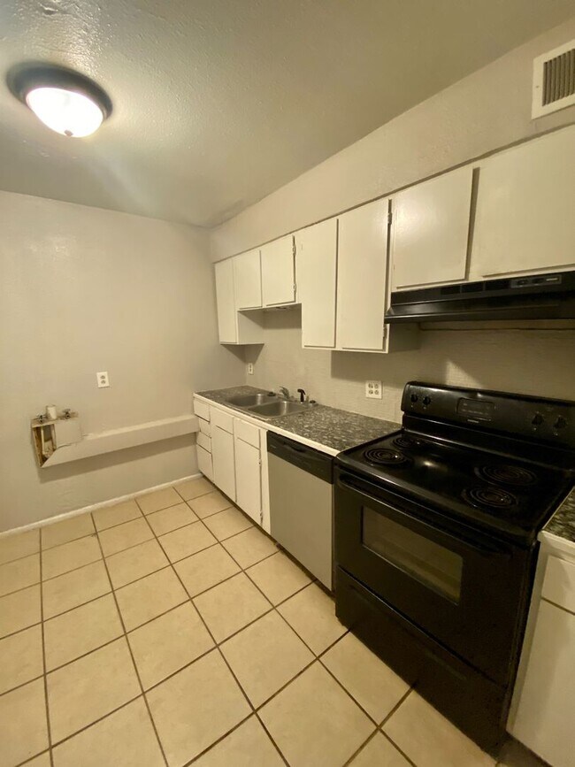 Photo - 4613 Belton Ave Unit A