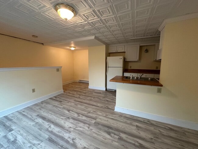 Photo - 23 Ashuelot St Unit C