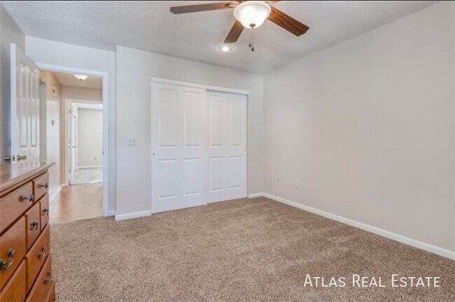 9241 Loiret Blvd
