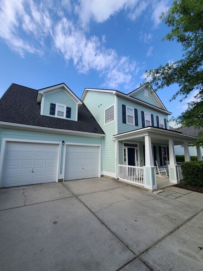 Photo - Welcome Home to Comfort and Style in North Charleston, SC!