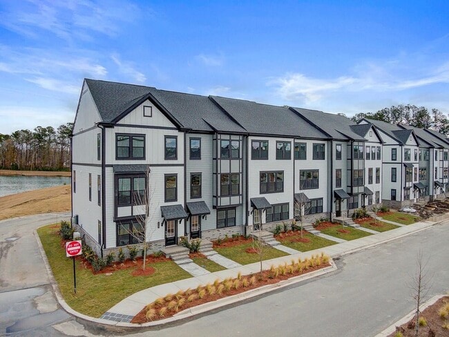 Building Photo - New Construction in the Heart of Nexton