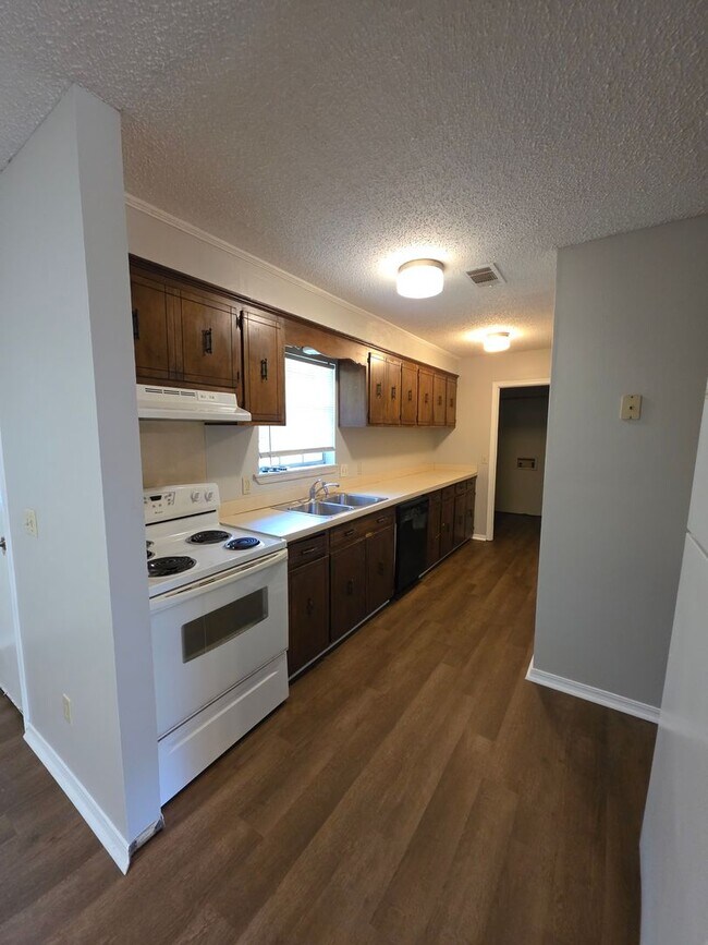 Photo - 1336 S Sidney Ave