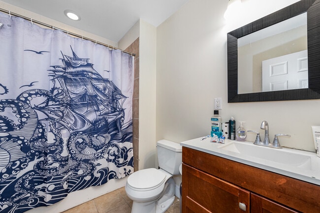 Photo - 226 Calumet St Unit 1