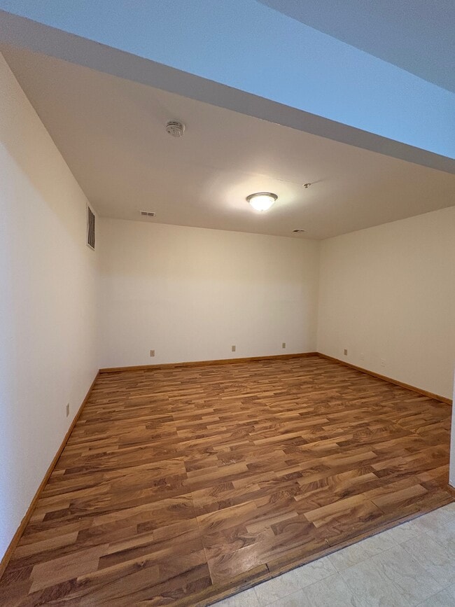 Building Photo - 218 W Central Ave Rental