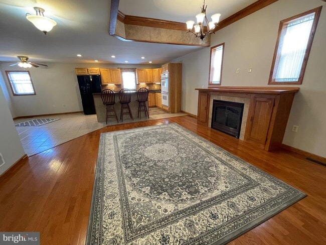 Photo - 210 N Centre Ave Unit APARTMENT A