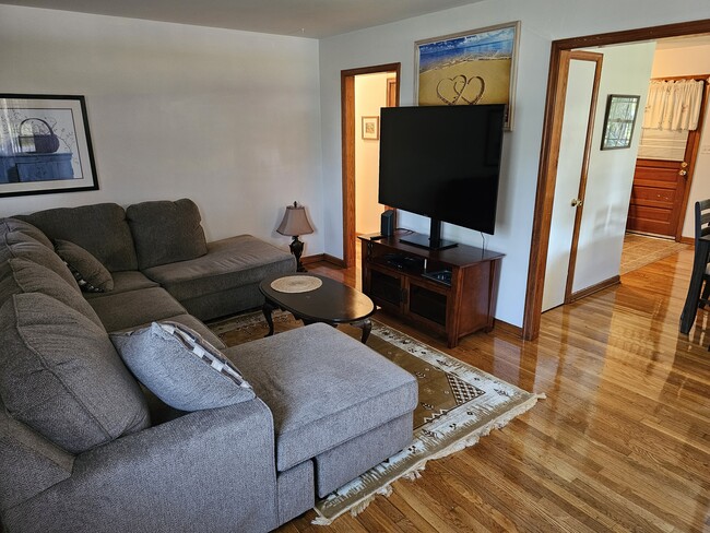 Photo - 312 Grove Ave