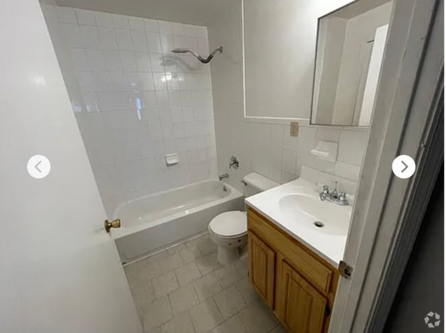Building Photo - 89 De Sales Pl Rental