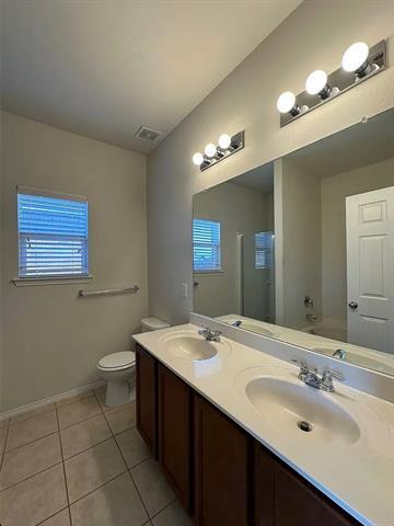 Photo - 2400 Lohani Ln