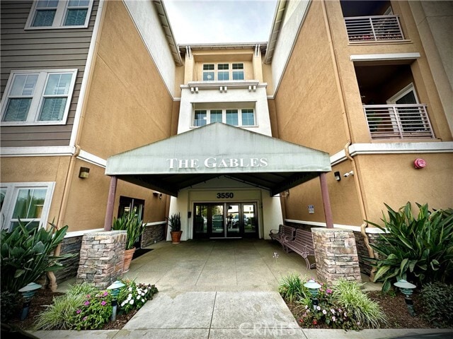 Building Photo - 3550 Torrance Blvd Unit 215