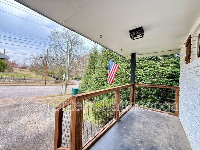 Photo - 904 Tremont St Unit B