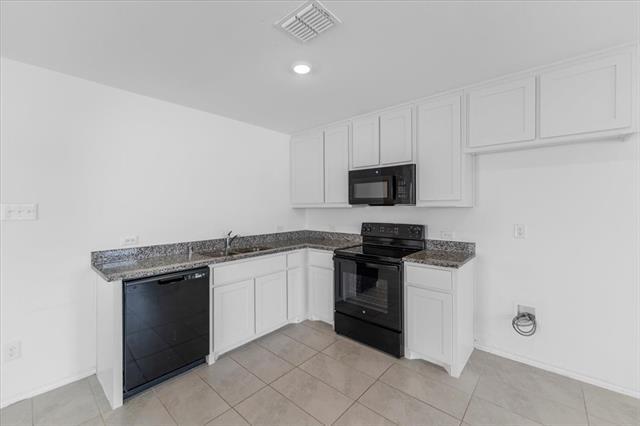 211 Herman Ln