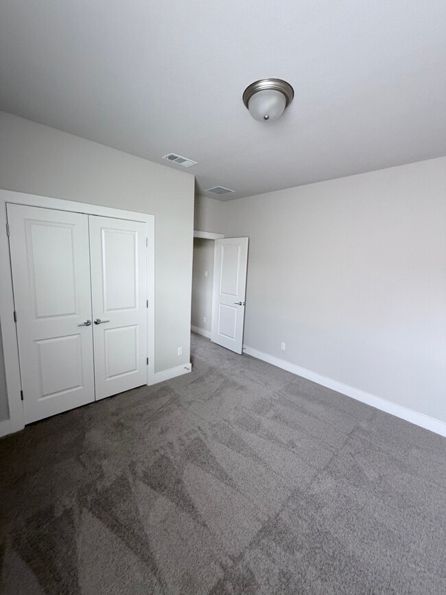 Photo - 219 Pinnacle Ln