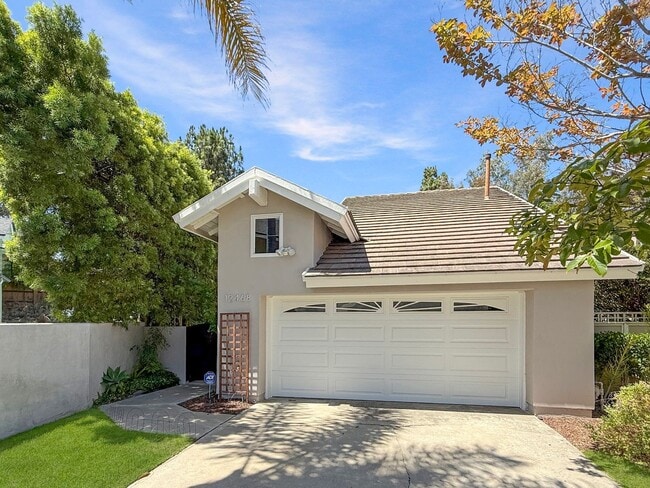 Building Photo - Great 3B/3BA House in Carmel Valley!