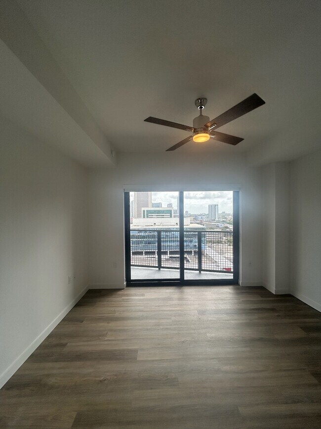 Photo - 418 NW 8th St Unit B3